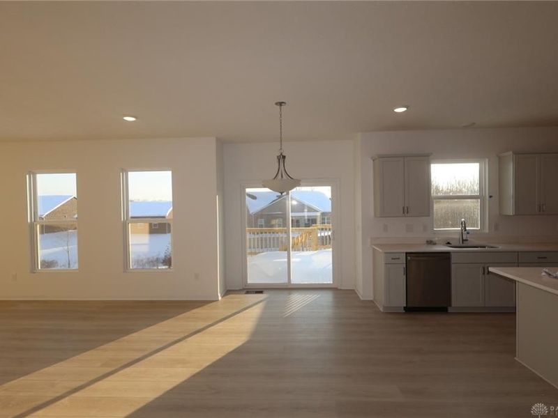 460 Crossing Lane, Unit 8299, Miami Township, OH 45449 Photo 18