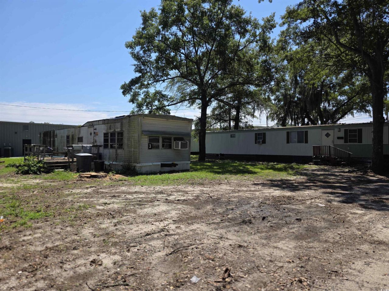 855 Nicholas St. Photo 18