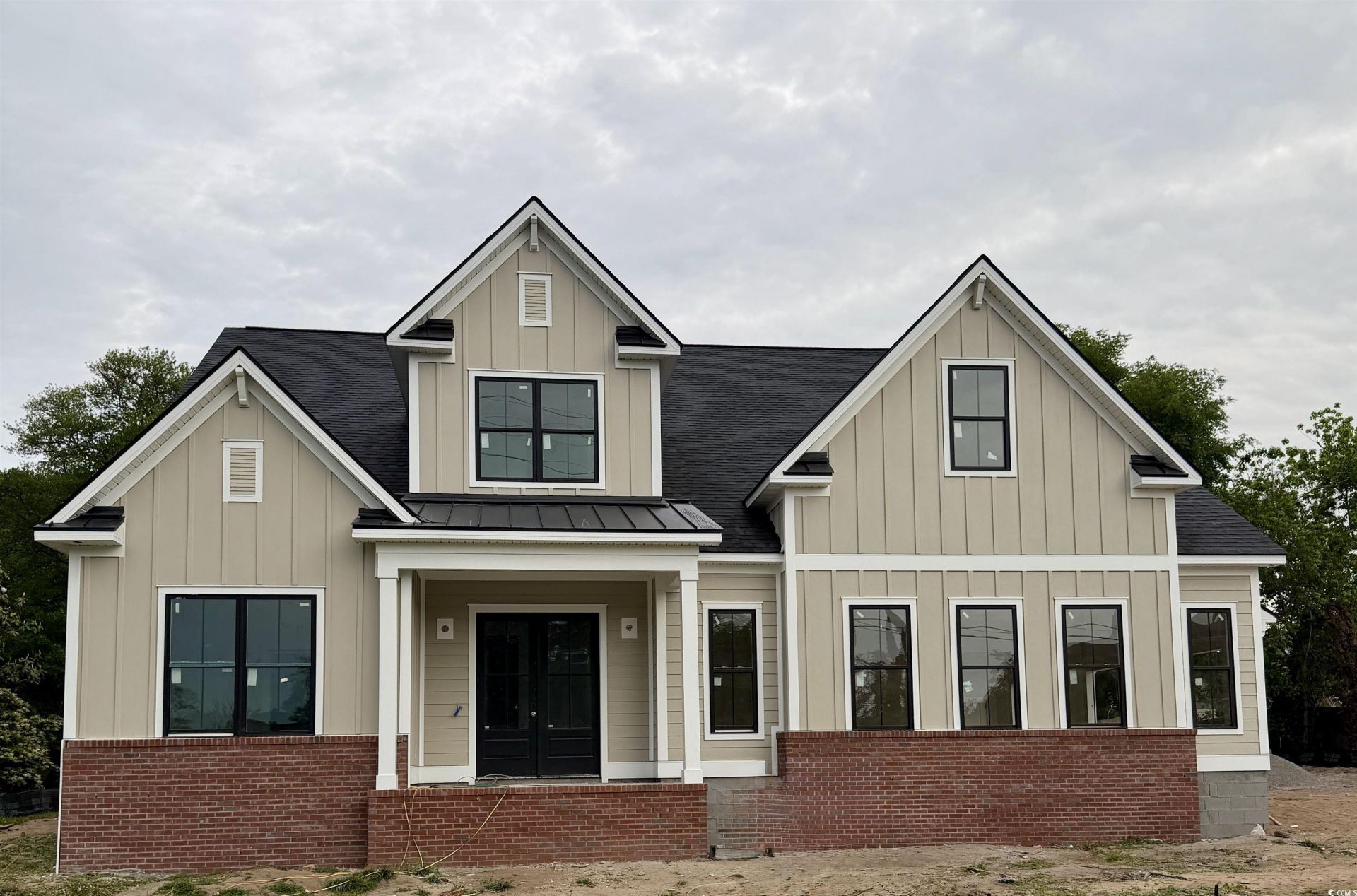 1113 Golf View Dr. Photo 2