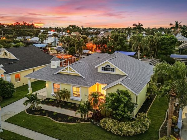 4427 SHARK DRIVE, BRADENTON, FL 34208