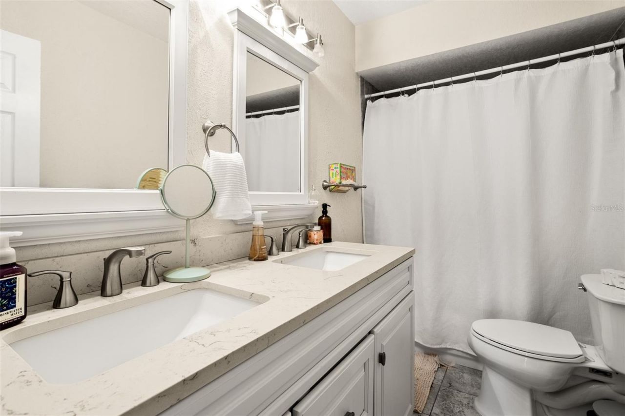 8915 59th Way N, Pinellas Park, FL 33782 Photo
