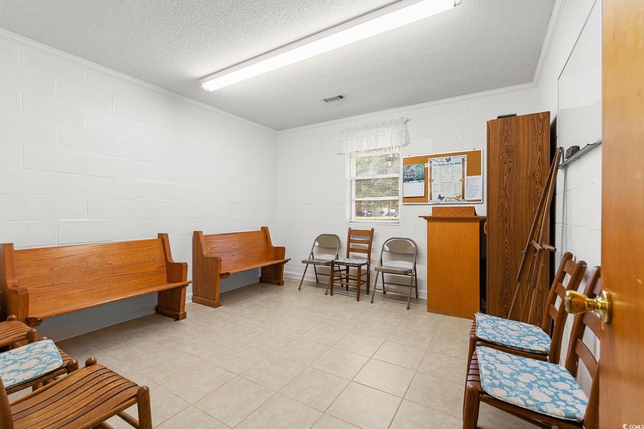 407 Palm St. Photo 10