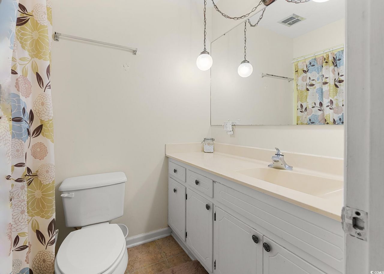 407 Palm St. Photo 24