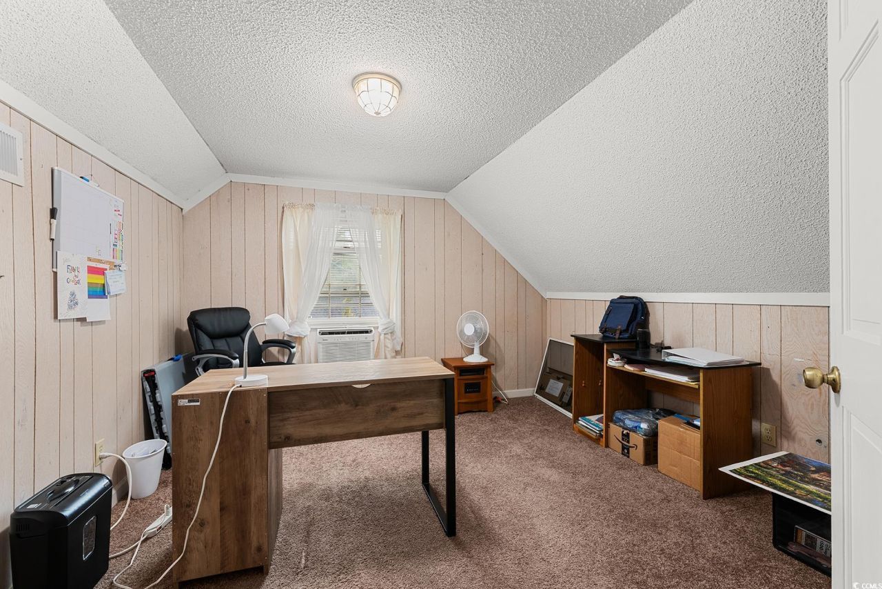 407 Palm St. Photo 27