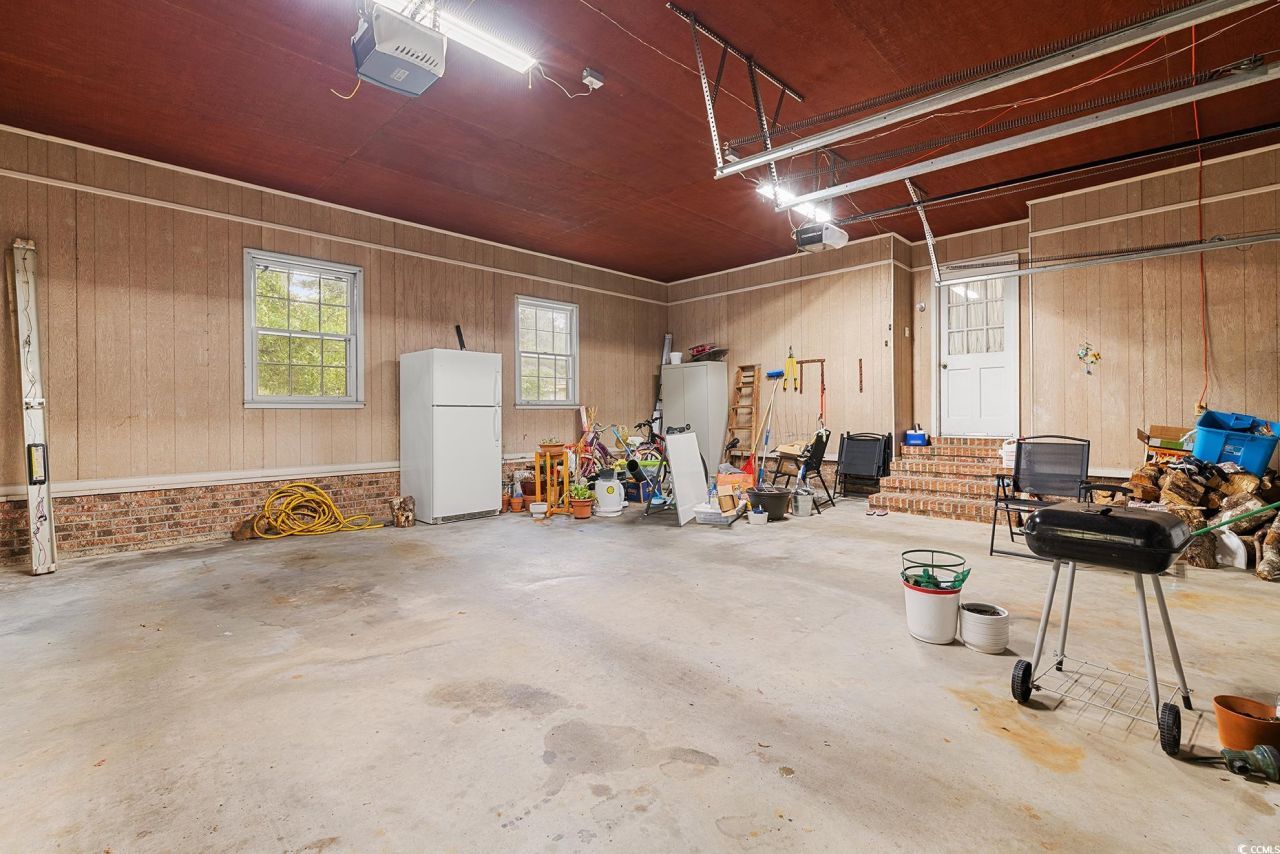 407 Palm St. Photo 34