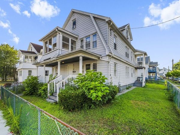 708-710 Carew St, Springfield, MA 01104