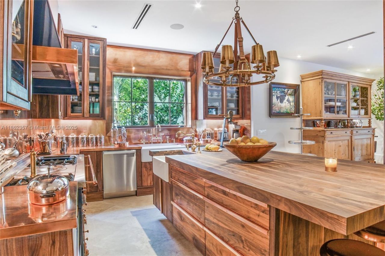 365 Gulf Rd, Key Biscayne, FL 33149 Photo