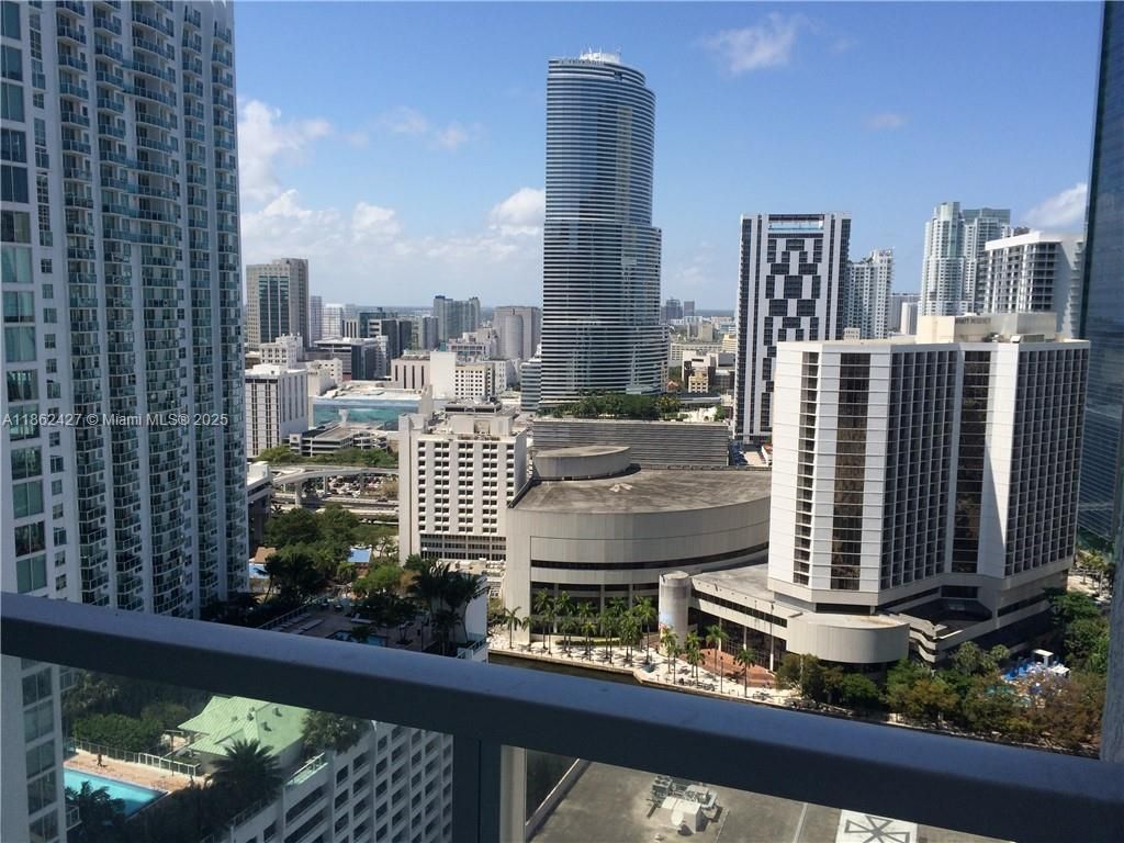 55 SE 6th St, Unit 2807, Miami, FL 33131 Photo