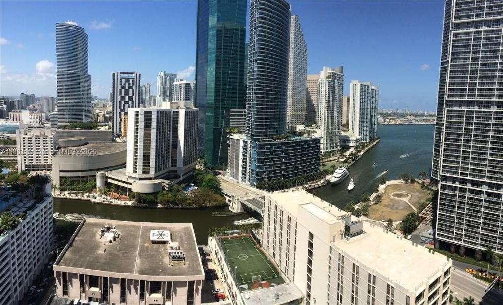 55 SE 6th St, Unit 2807, Miami, FL 33131 Photo