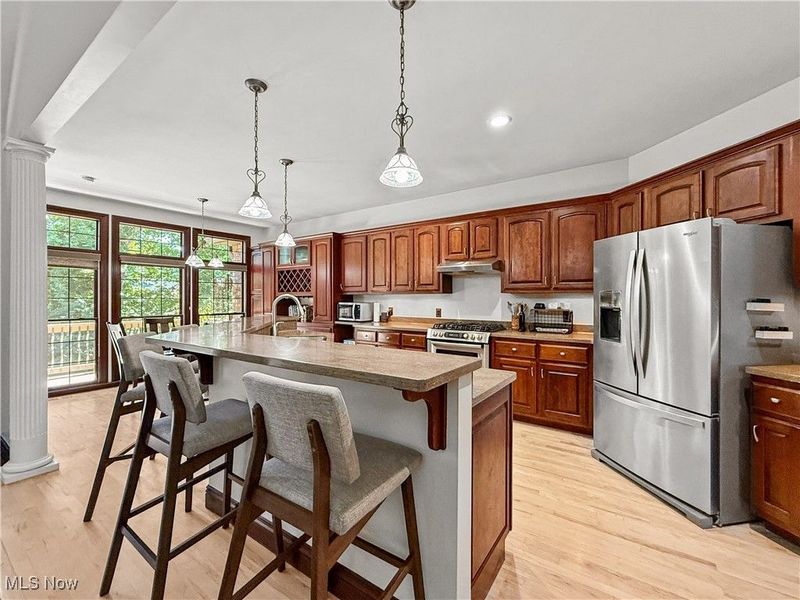 9 Henderson Lane, Williamstown, WV 26187 Photo 2