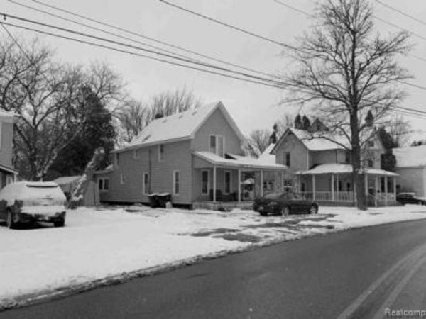 330 N Main Street, St. Louis, MI 48880