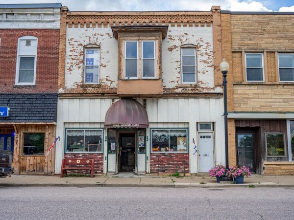 215 Main Street, Elroy, WI 53929