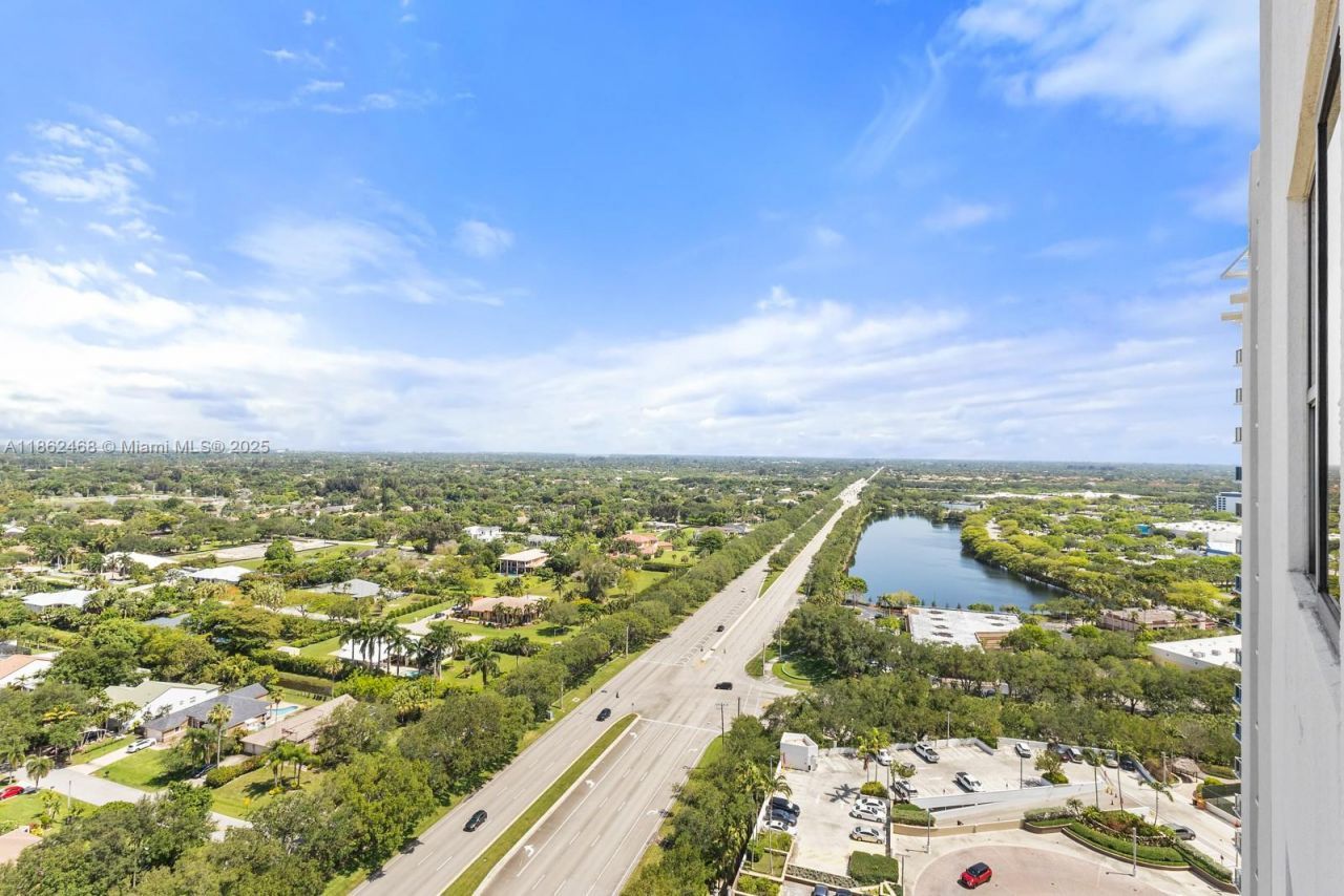 2641 N Flamingo Rd, Unit 2408N, Sunrise, FL 33323 Photo