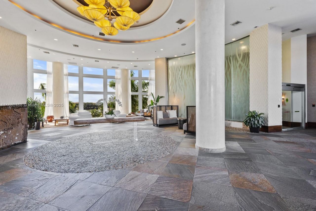 2641 N Flamingo Rd, Unit 2408N, Sunrise, FL 33323 Photo