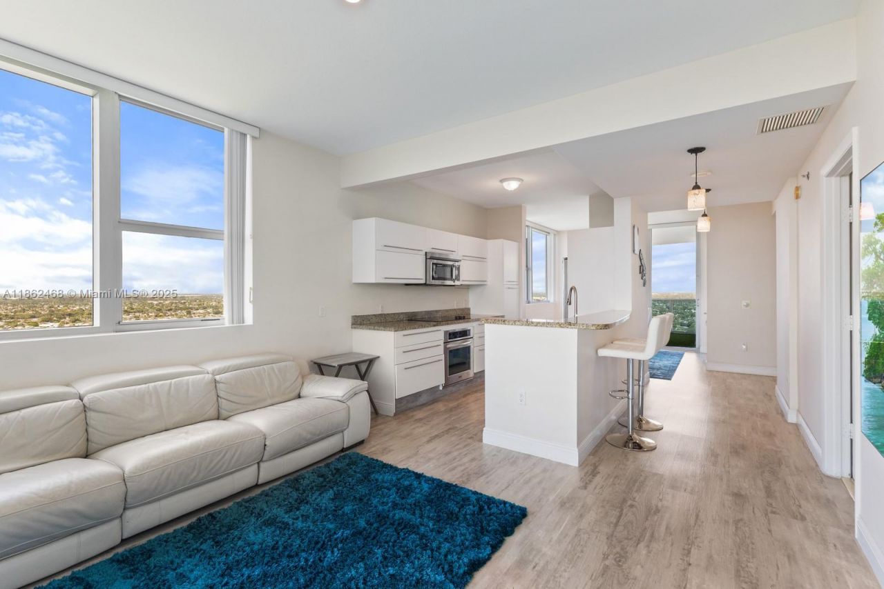 2641 N Flamingo Rd, Unit 2408N, Sunrise, FL 33323 Photo