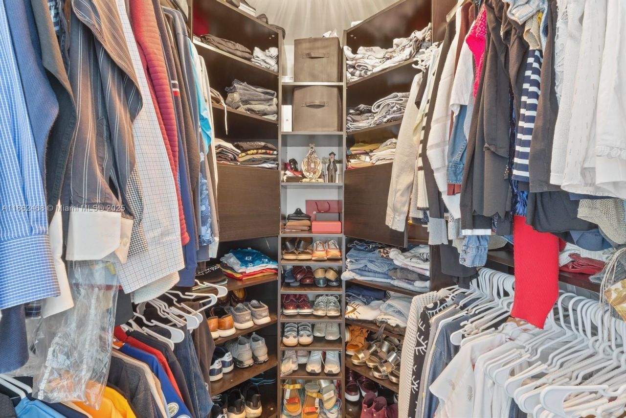 2641 N Flamingo Rd, Unit 2408N, Sunrise, FL 33323 Photo