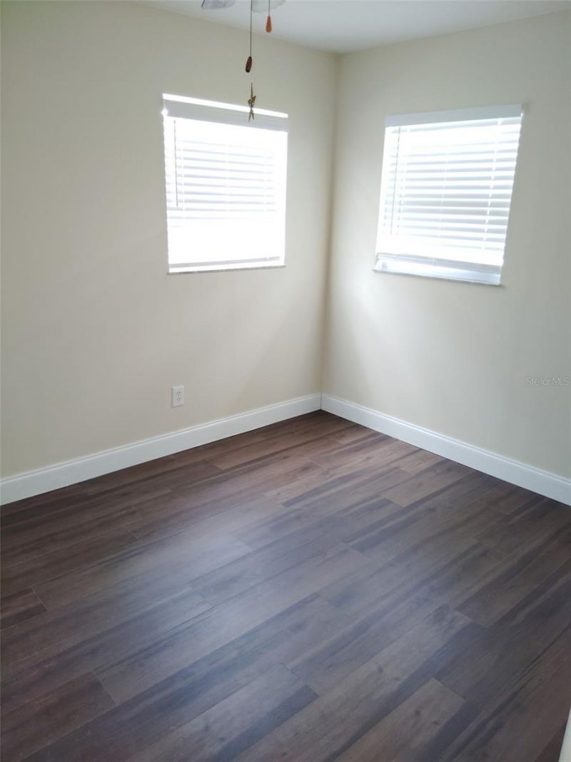 1145 54th Avenue N, Saint Petersburg, FL 33703 Photo