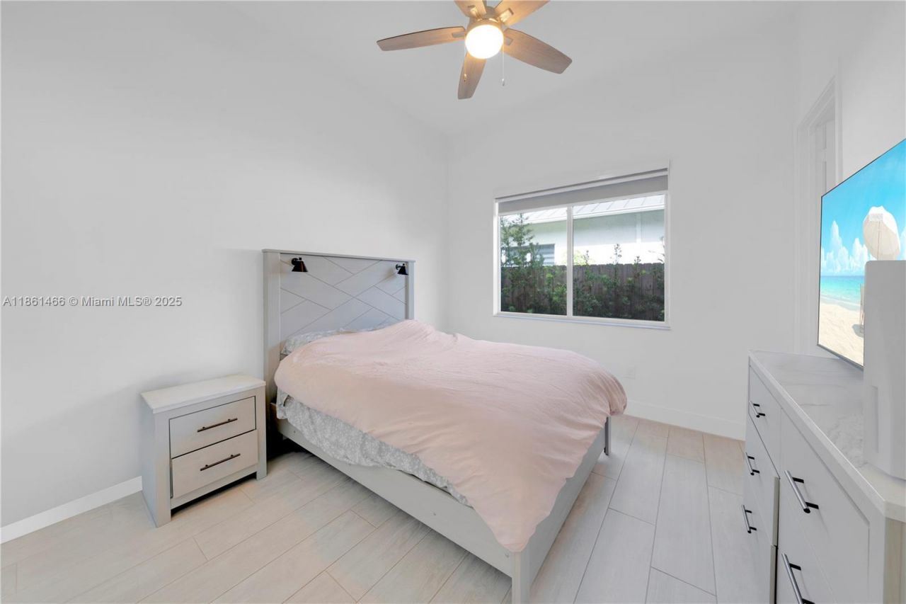 15012 SW 177th Ter, Miami, FL 33187 Photo