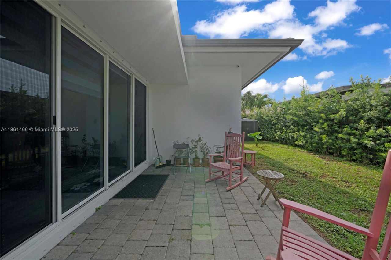 15012 SW 177th Ter, Miami, FL 33187 Photo