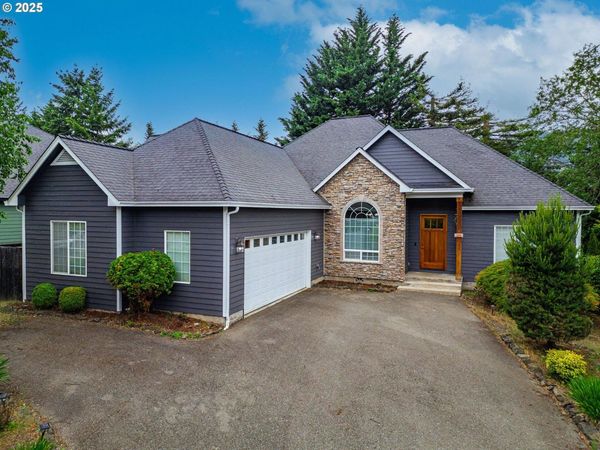 115 Duane Court, Myrtle Creek, OR 97457