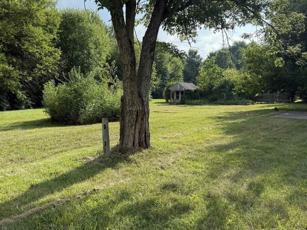 4015 N 600 E, Van Buren, IN 46991