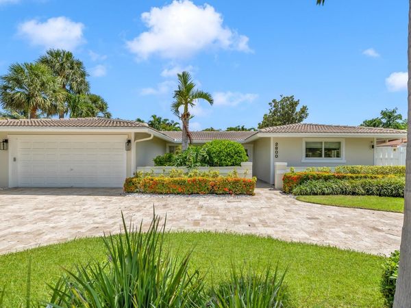2800 NE 21st Avenue, Lighthouse Point, FL 33064