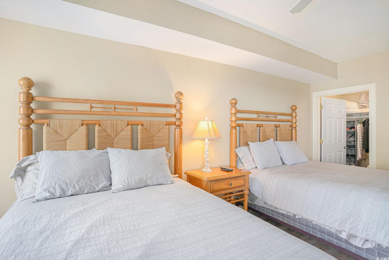 9994 Beach Club Dr. Photo 17