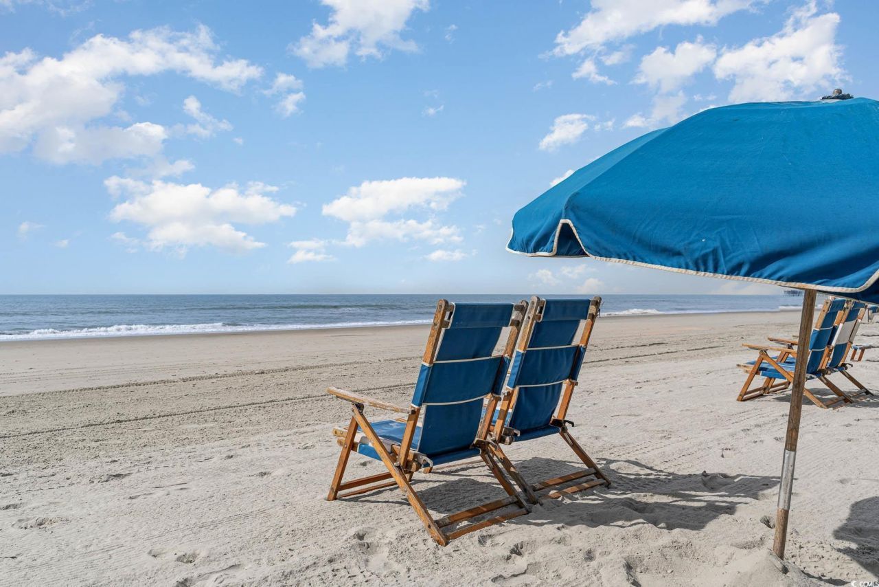 9994 Beach Club Dr. Photo 31