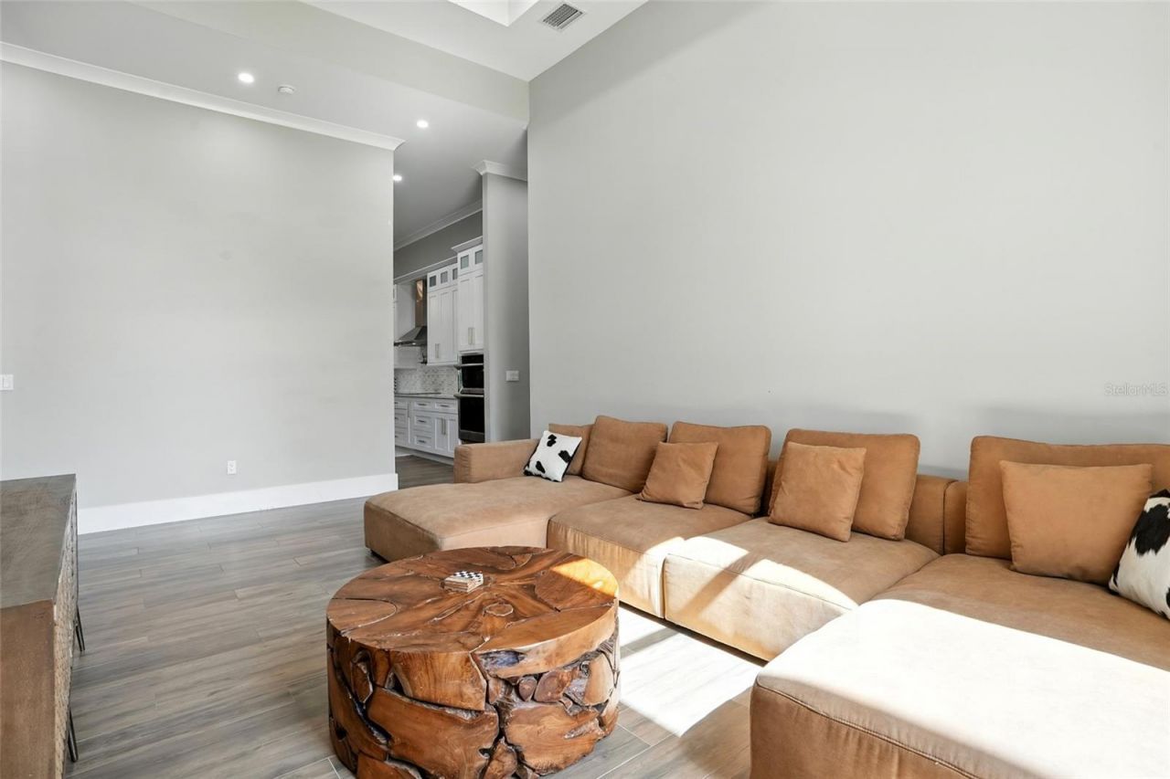 709 15th Street Sw, Naples, FL 34117 Photo