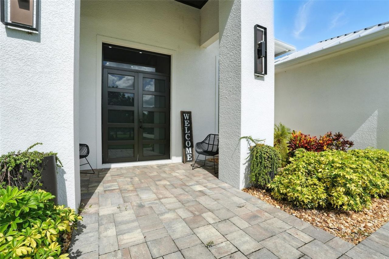 709 15th Street Sw, Naples, FL 34117 Photo