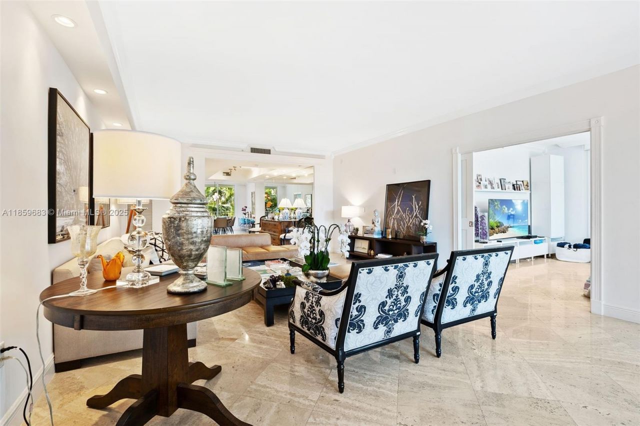 781 Crandon Blvd, Unit 306, Key Biscayne, FL 33149 Photo