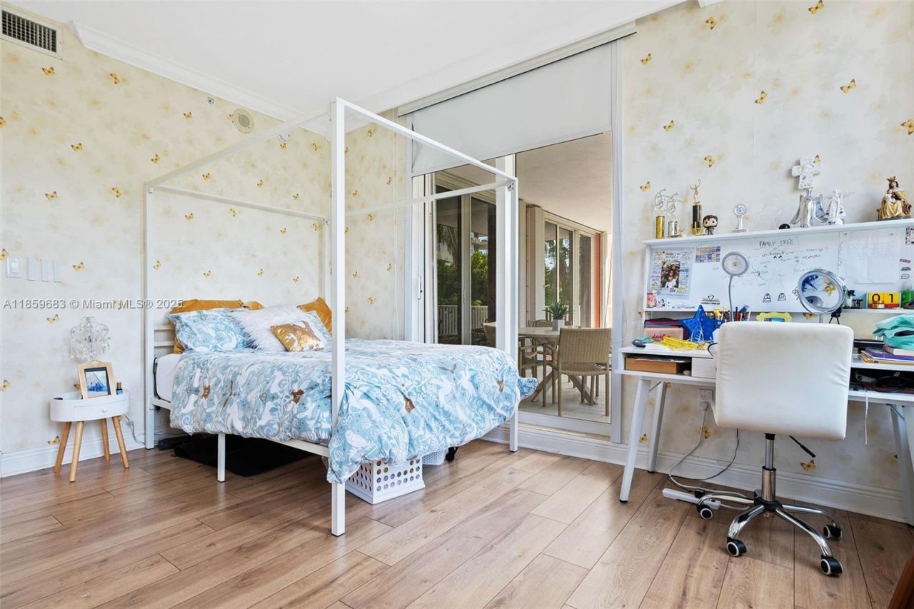 781 Crandon Blvd, Unit 306, Key Biscayne, FL 33149 Photo