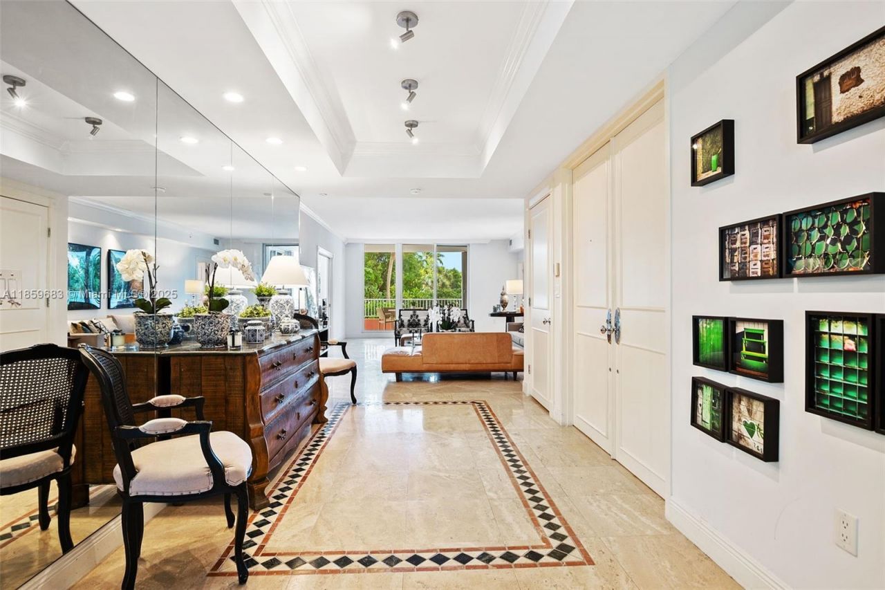 781 Crandon Blvd, Unit 306, Key Biscayne, FL 33149 Photo