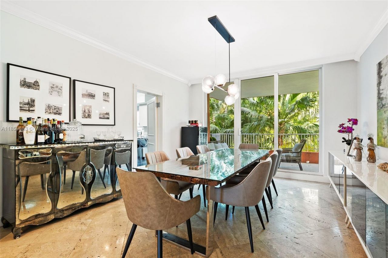 781 Crandon Blvd, Unit 306, Key Biscayne, FL 33149 Photo