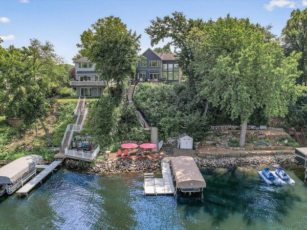 15408 Red Oaks Road SE, Prior Lake, MN 55372
