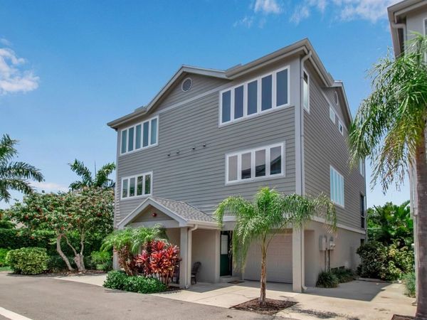 528 FOREST WAY, LONGBOAT KEY, FL 34228