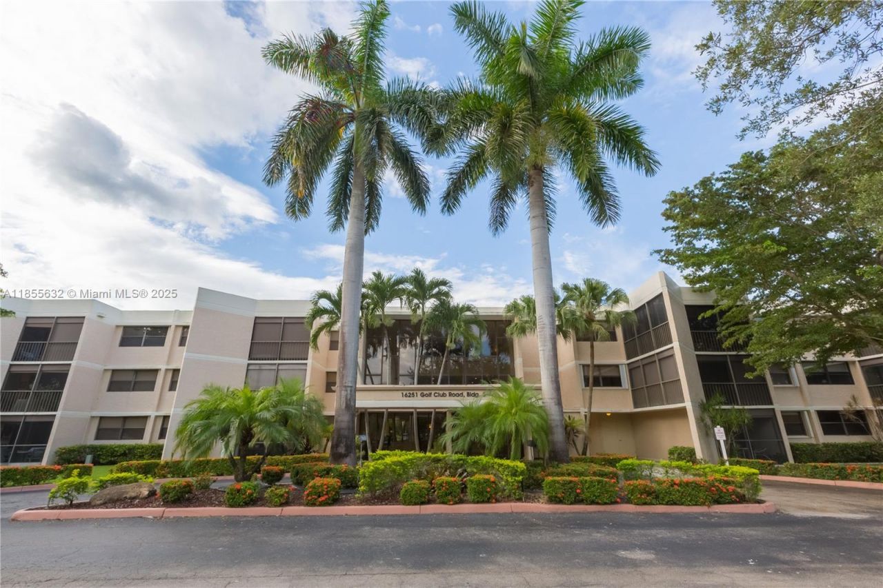 16251 Golf Club Rd, Unit 110, Weston, FL 33326 Photo