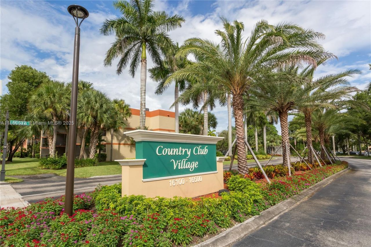 16251 Golf Club Rd, Unit 110, Weston, FL 33326 Photo