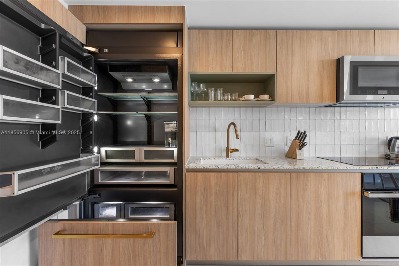 601 NE 1st Ave, Unit 4607, Miami, FL 33132 Photo