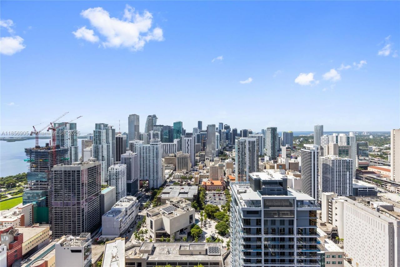 601 NE 1st Ave, Unit 4607, Miami, FL 33132 Photo