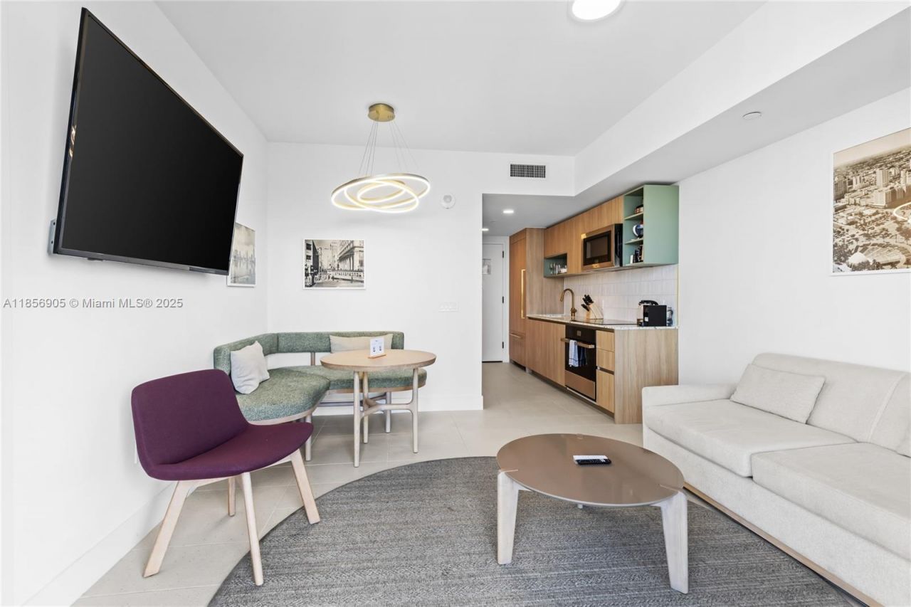 601 NE 1st Ave, Unit 4607, Miami, FL 33132 Photo