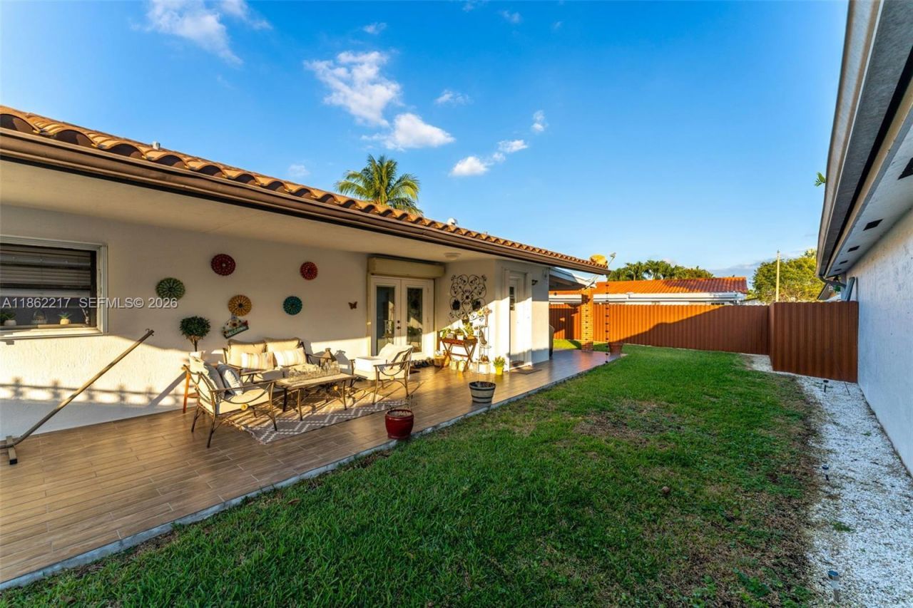 2671 SW 99th Ct, Miami, FL 33165 Photo