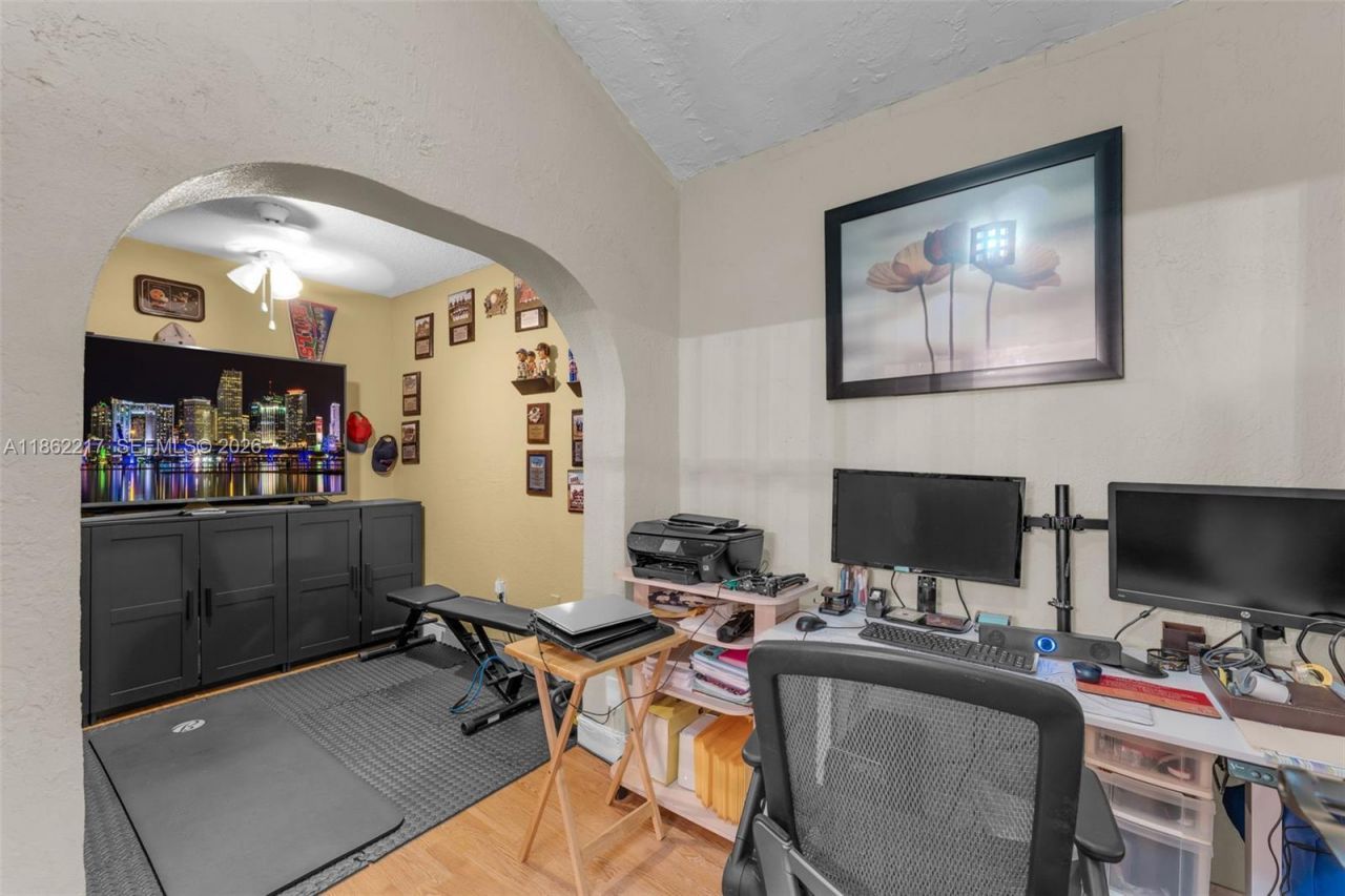 2671 SW 99th Ct, Miami, FL 33165 Photo