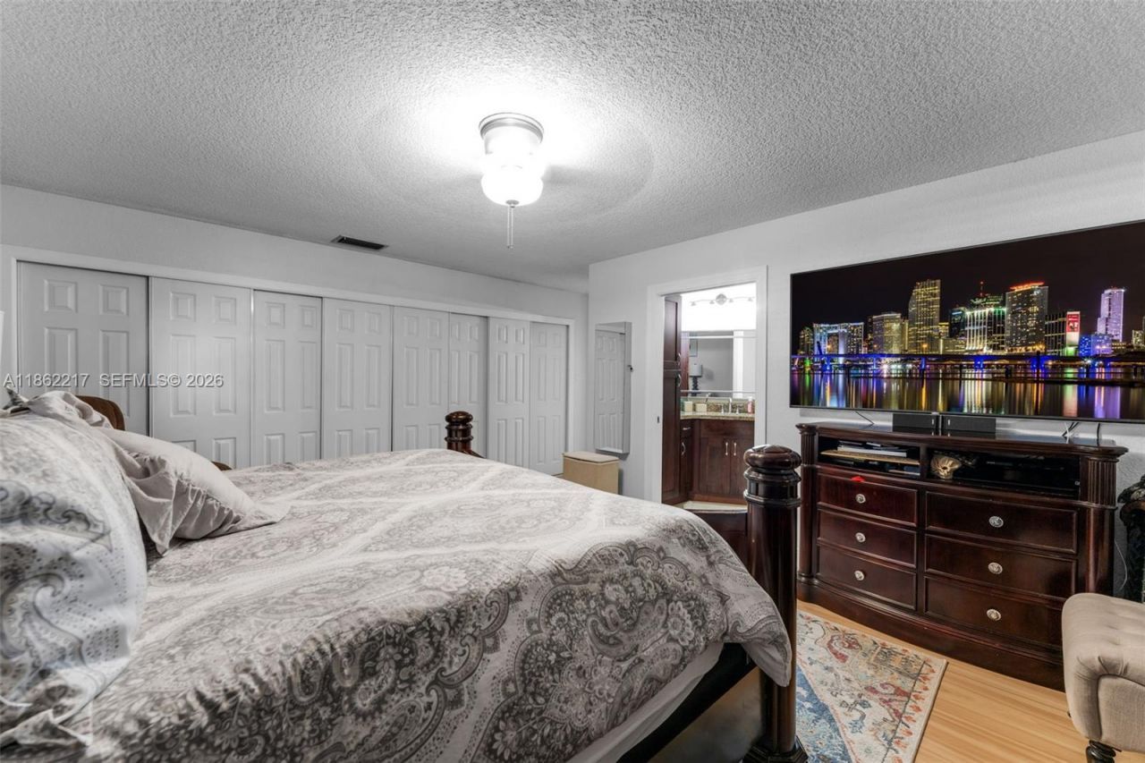 2671 SW 99th Ct, Miami, FL 33165 Photo