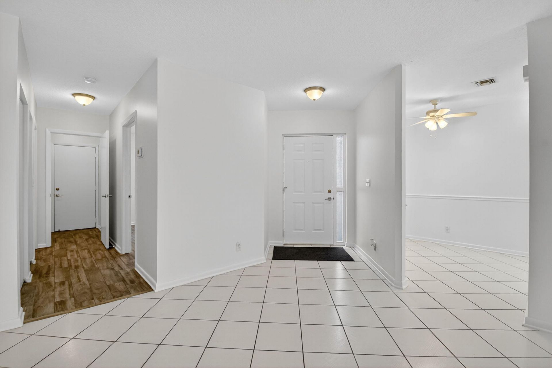 5382 Venetia Court, Unit D, Boynton Beach, FL 33437 Photo