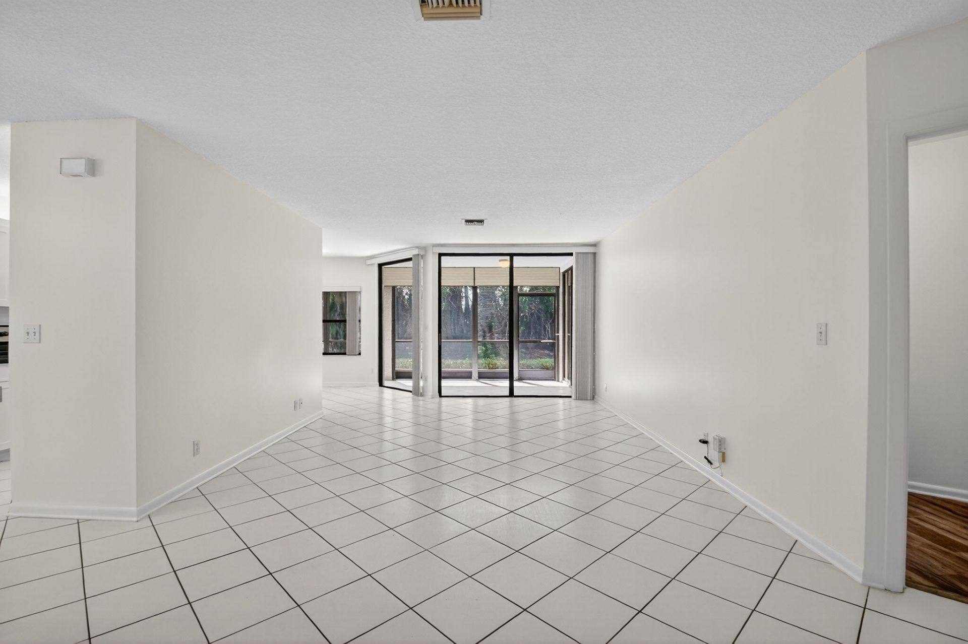 5382 Venetia Court, Unit D, Boynton Beach, FL 33437 Photo