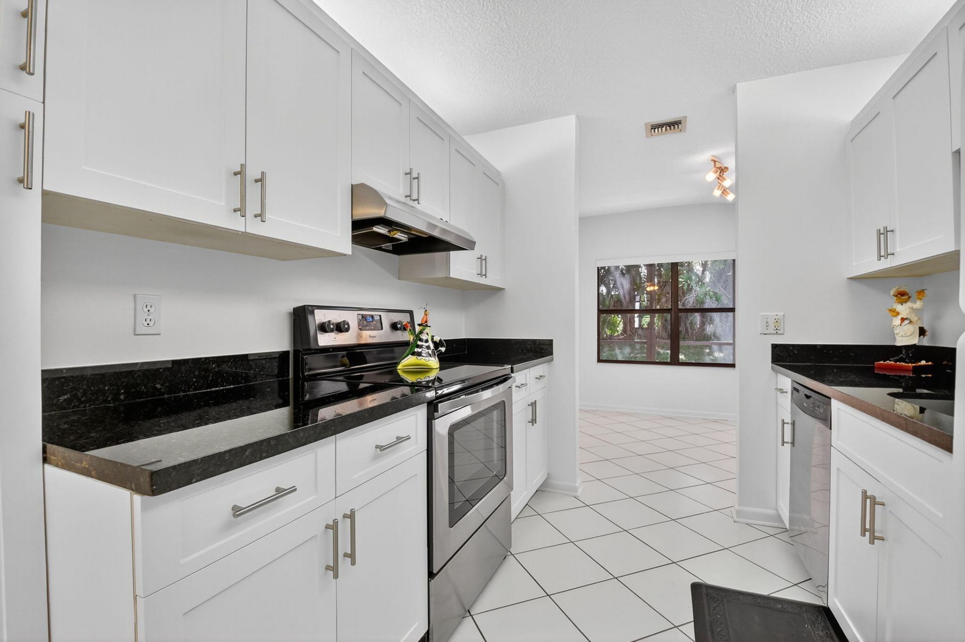 5382 Venetia Court, Unit D, Boynton Beach, FL 33437 Photo