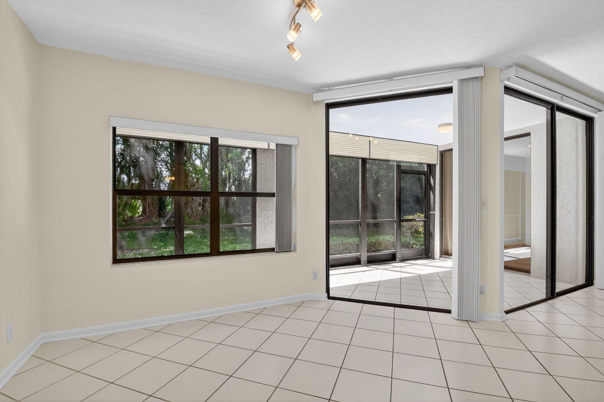 5382 Venetia Court, Unit D, Boynton Beach, FL 33437 Photo