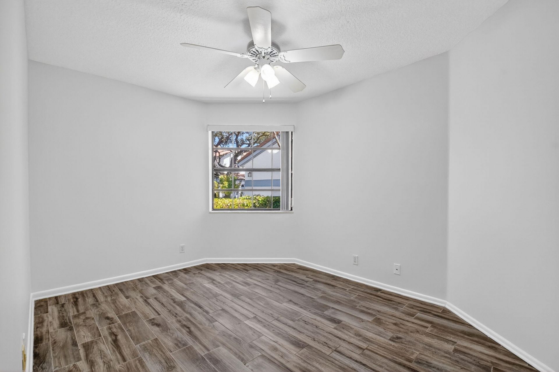 5382 Venetia Court, Unit D, Boynton Beach, FL 33437 Photo