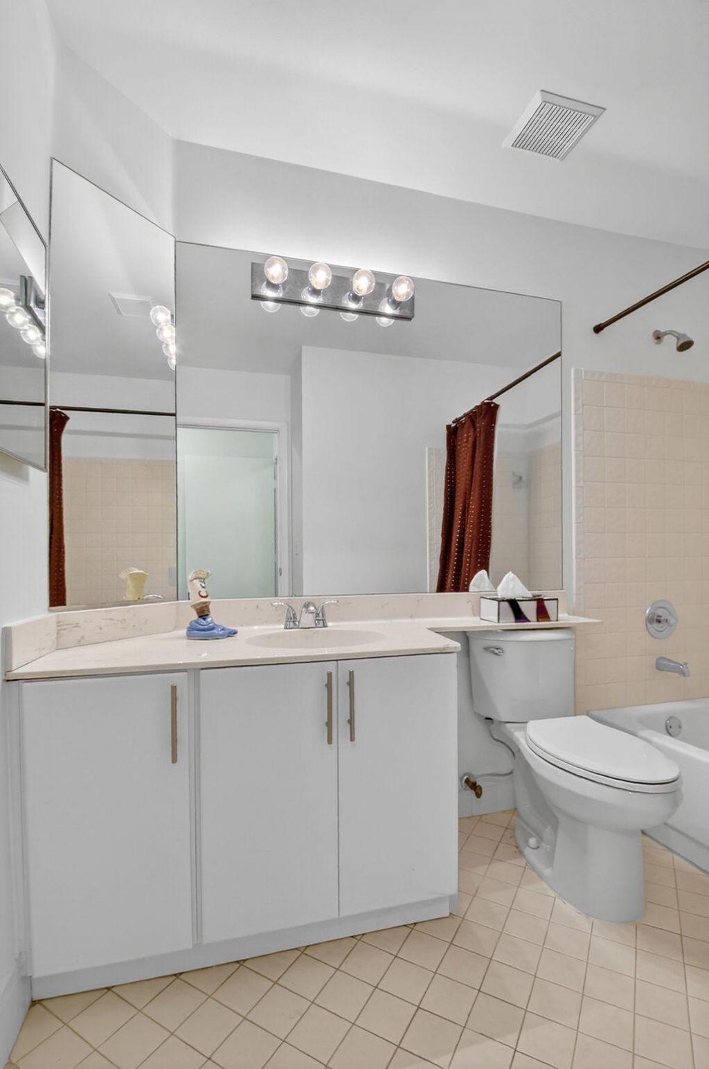 5382 Venetia Court, Unit D, Boynton Beach, FL 33437 Photo